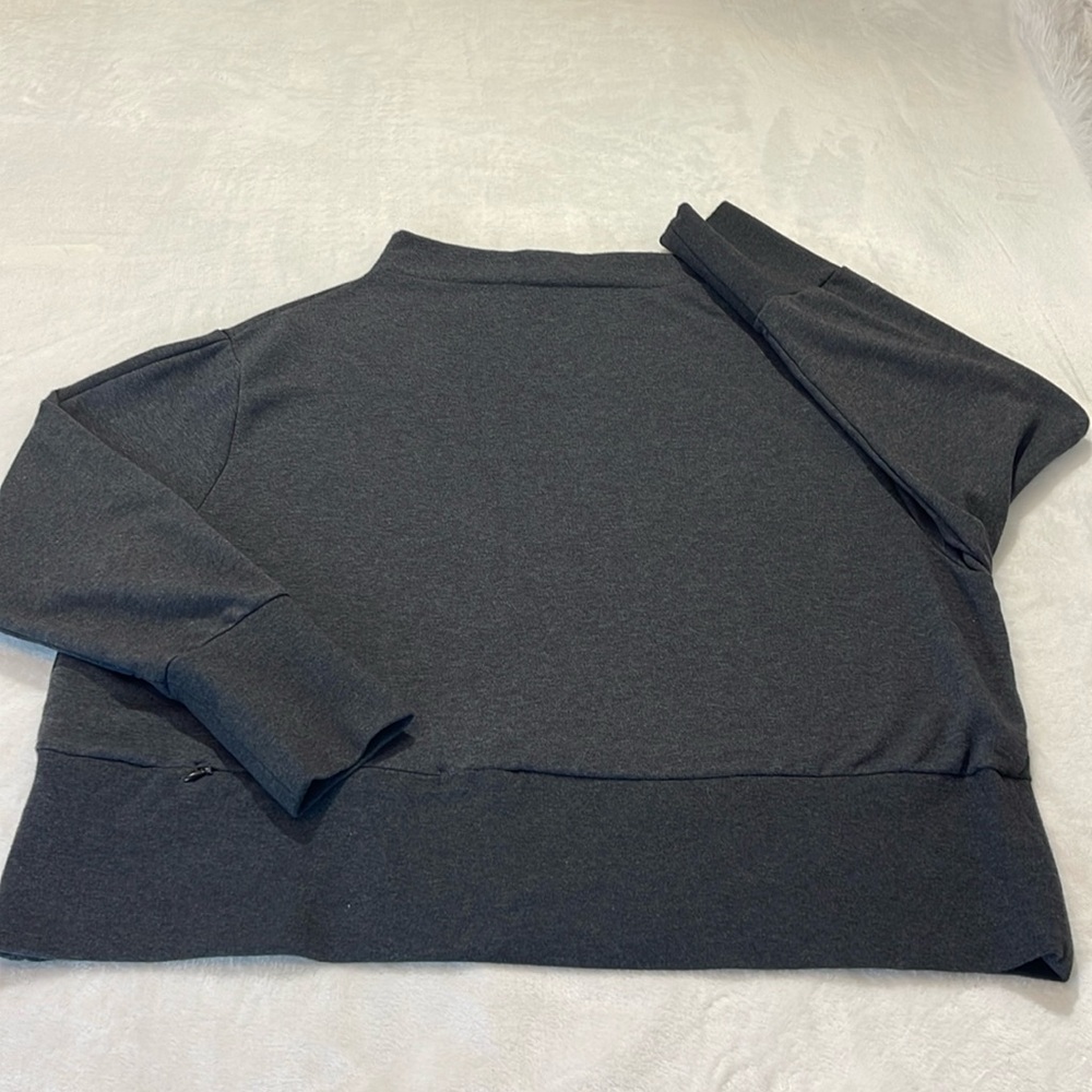 NIKE DRI WOMENS PULLOVER SWEATSHIRT SIZE XL. HIDDEN POCKET, DARK GRAY
